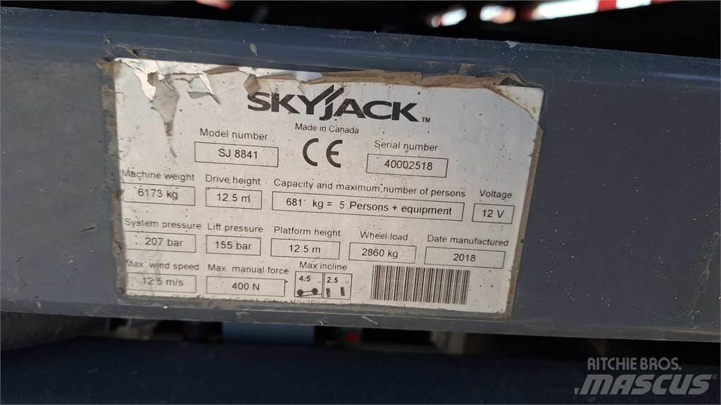 SkyJack 8841RT Saxliftar