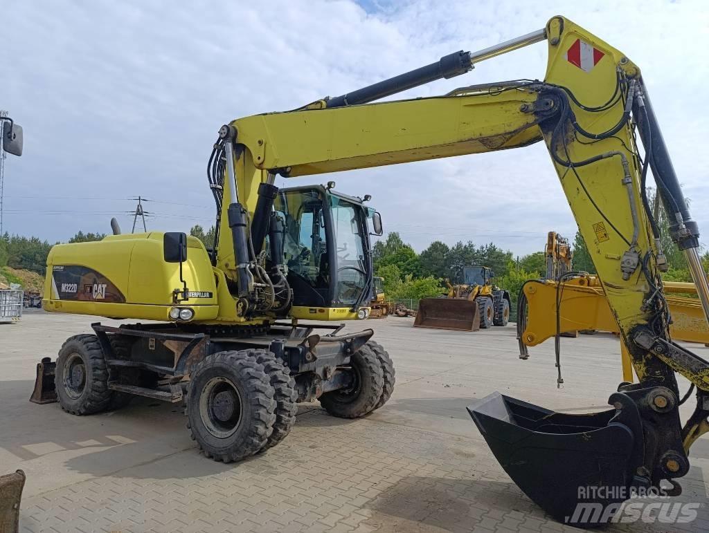 CAT M 322 D Hjulgrävare