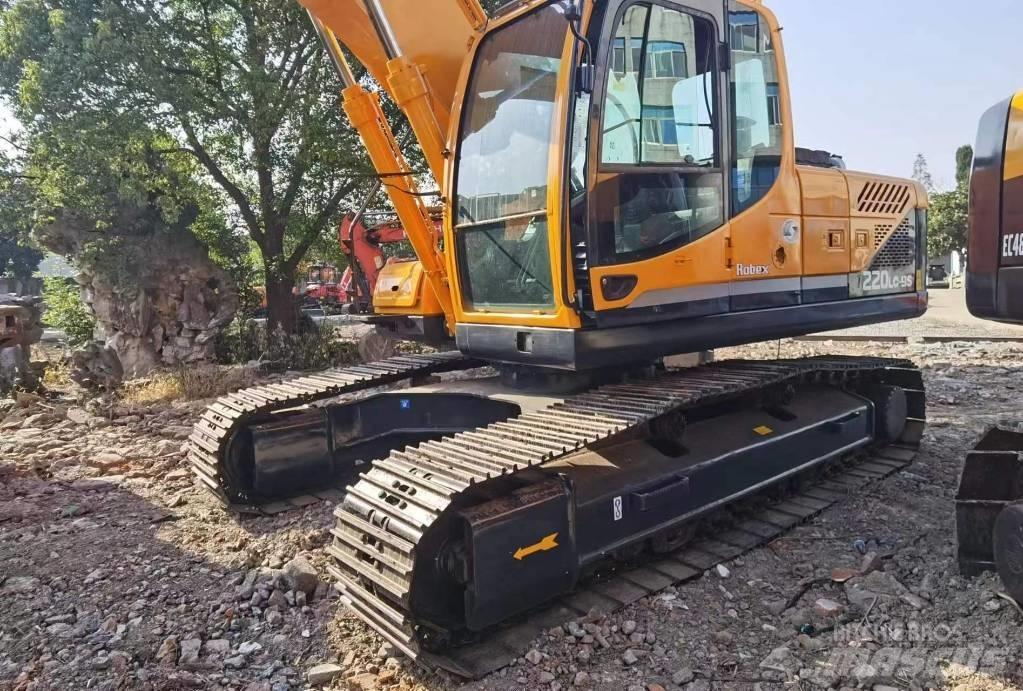 Hyundai R220LC-9S Bandgrävare
