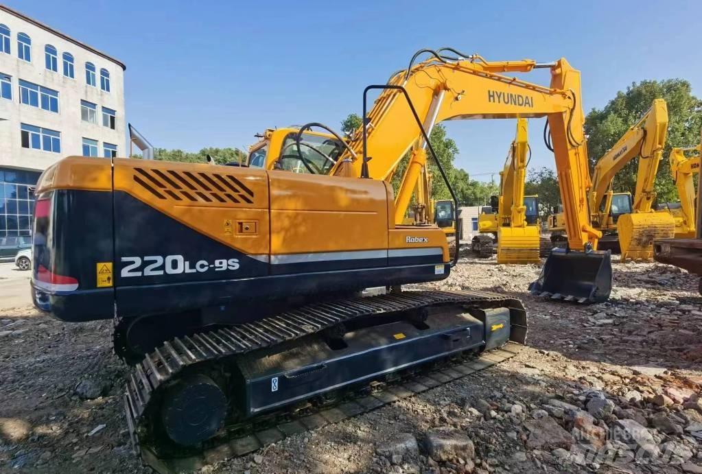 Hyundai R220LC-9S Bandgrävare