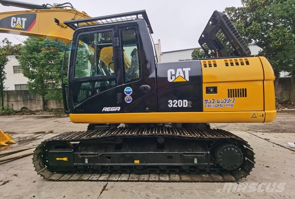 CAT 320d2 Bandgrävare
