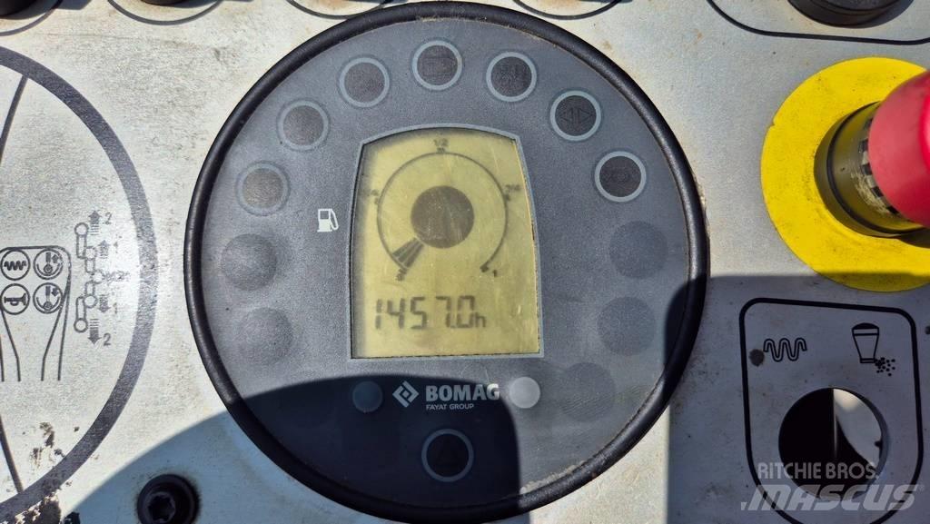 Bomag BW 138 AD-5 Tvåvalsvältar
