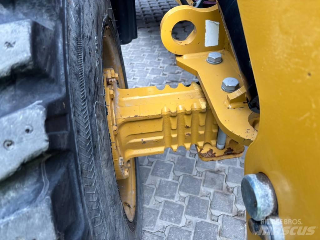 CAT 908 M Hjullastare
