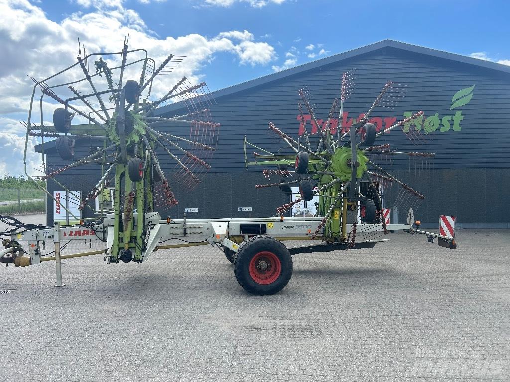 CLAAS Liner 3500 Vändare och luftare