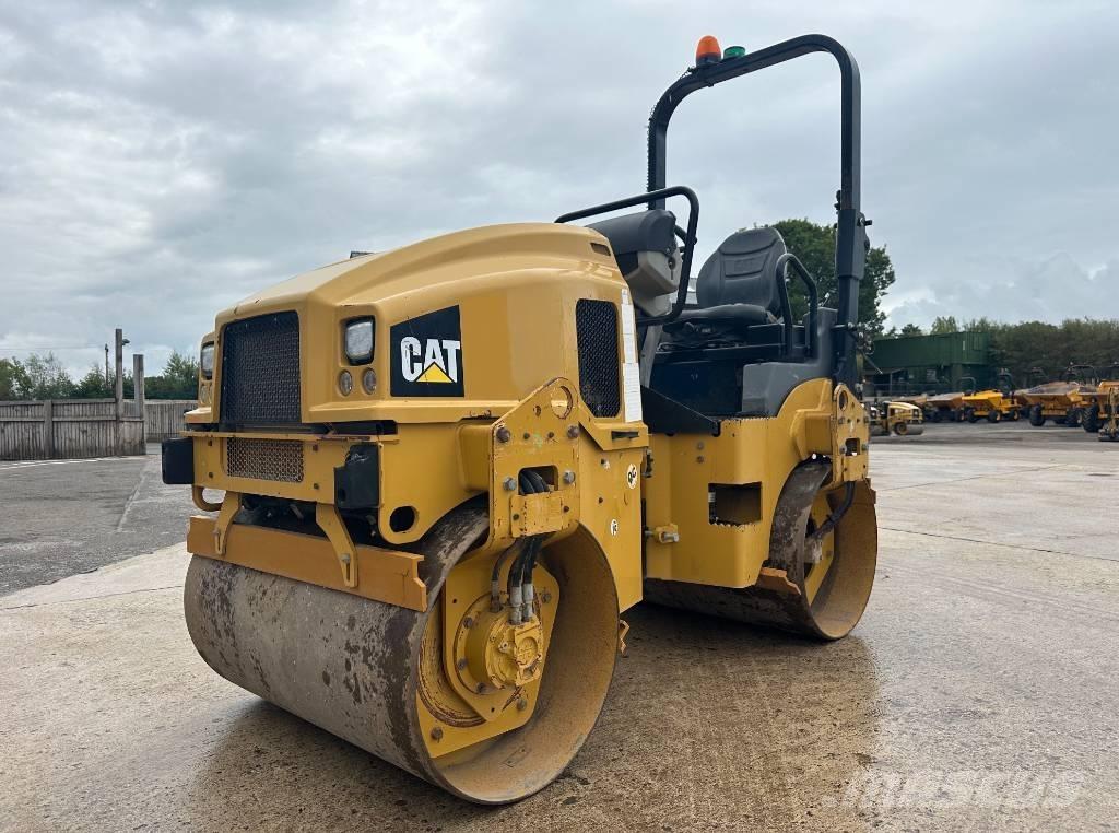 CAT CB 2.7 Tvåvalsvältar