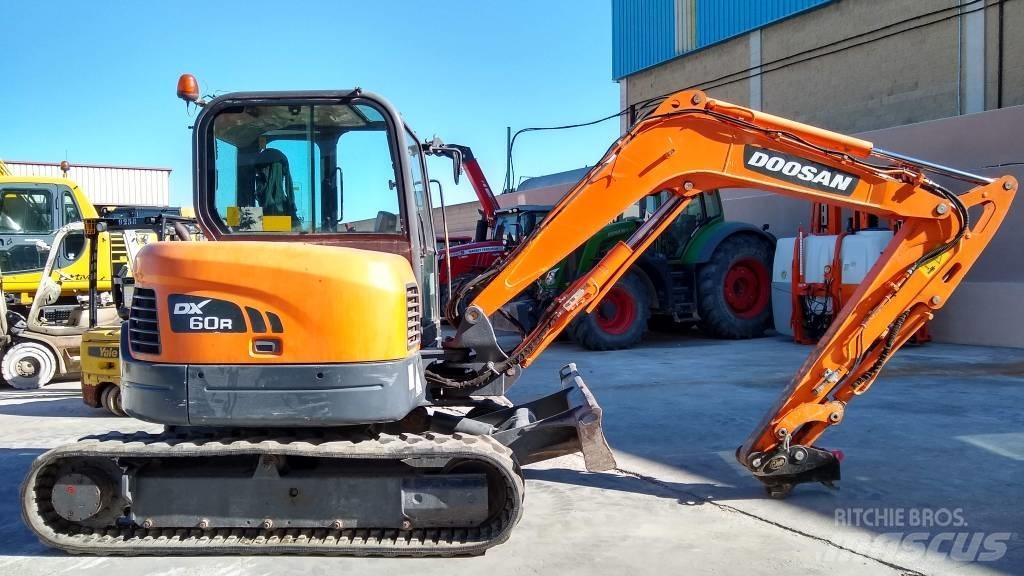 Doosan DX 60 R Minigrävare < 7t