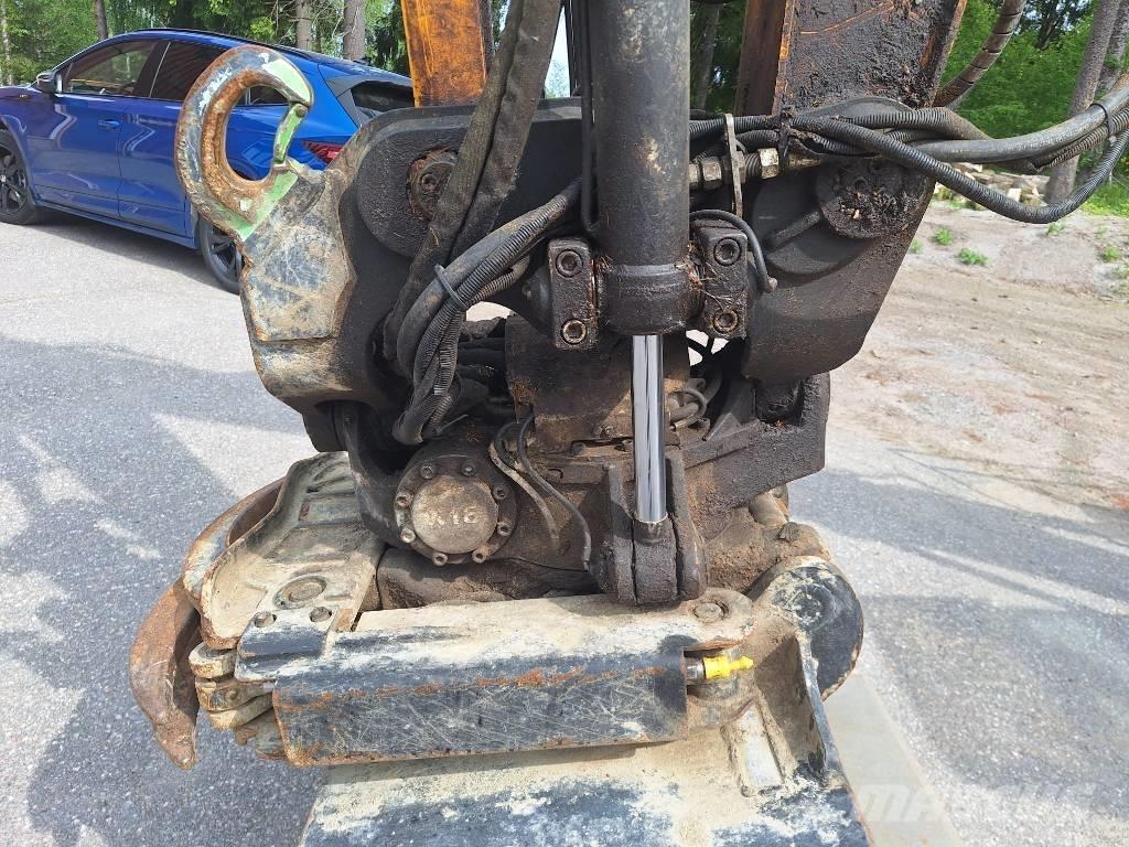 JCB JZ 140 LC Bandgrävare