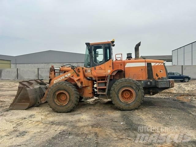 Doosan DL 300 Hjullastare