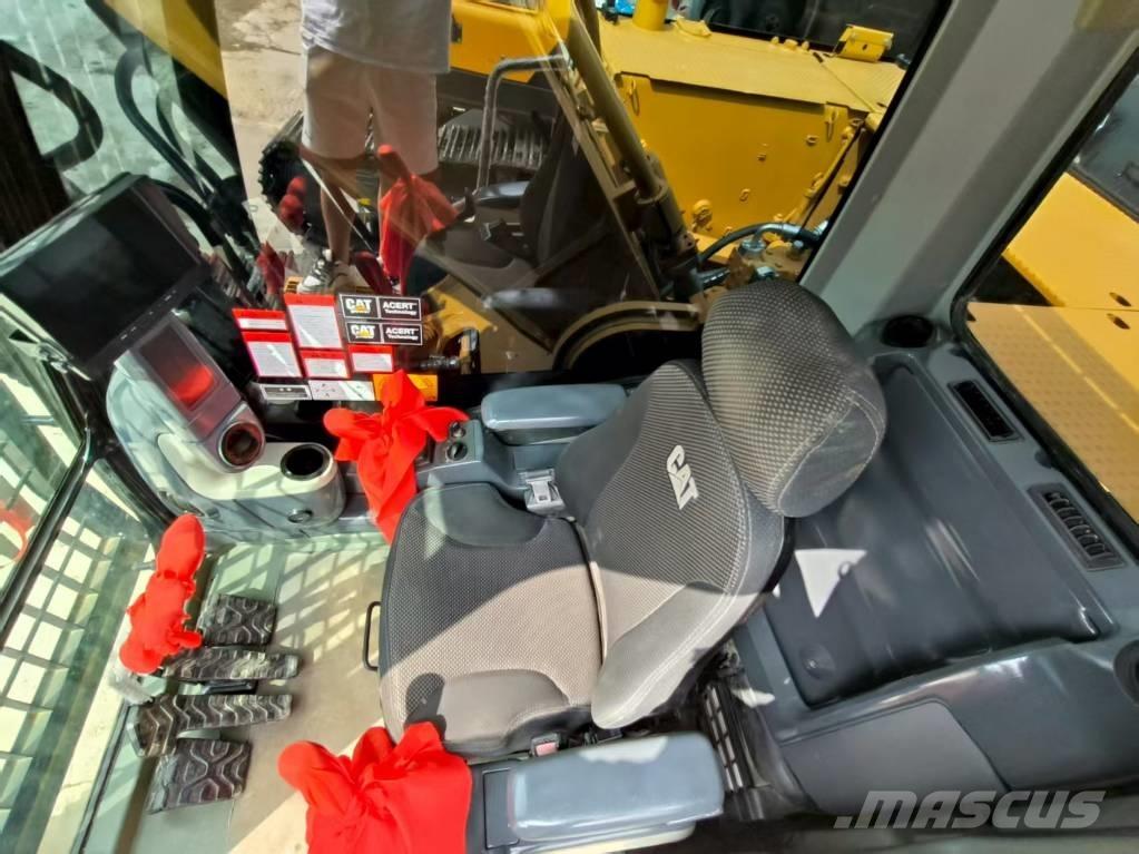 CAT 340 D L Bandgrävare