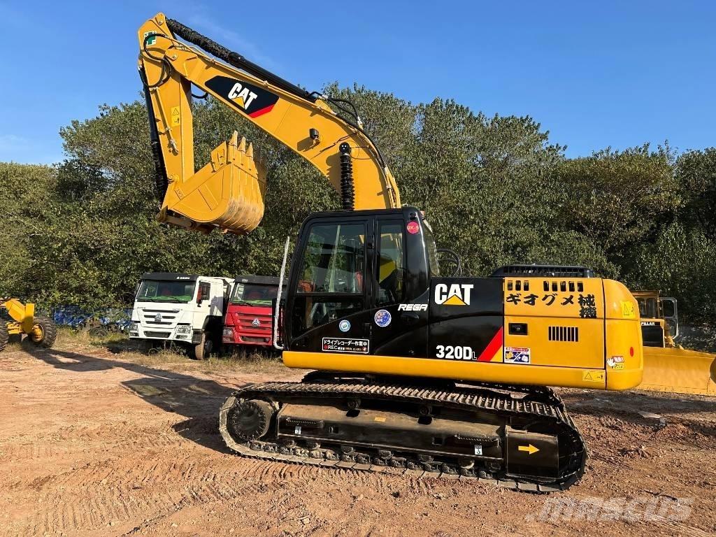 CAT 320DL Bandgrävare