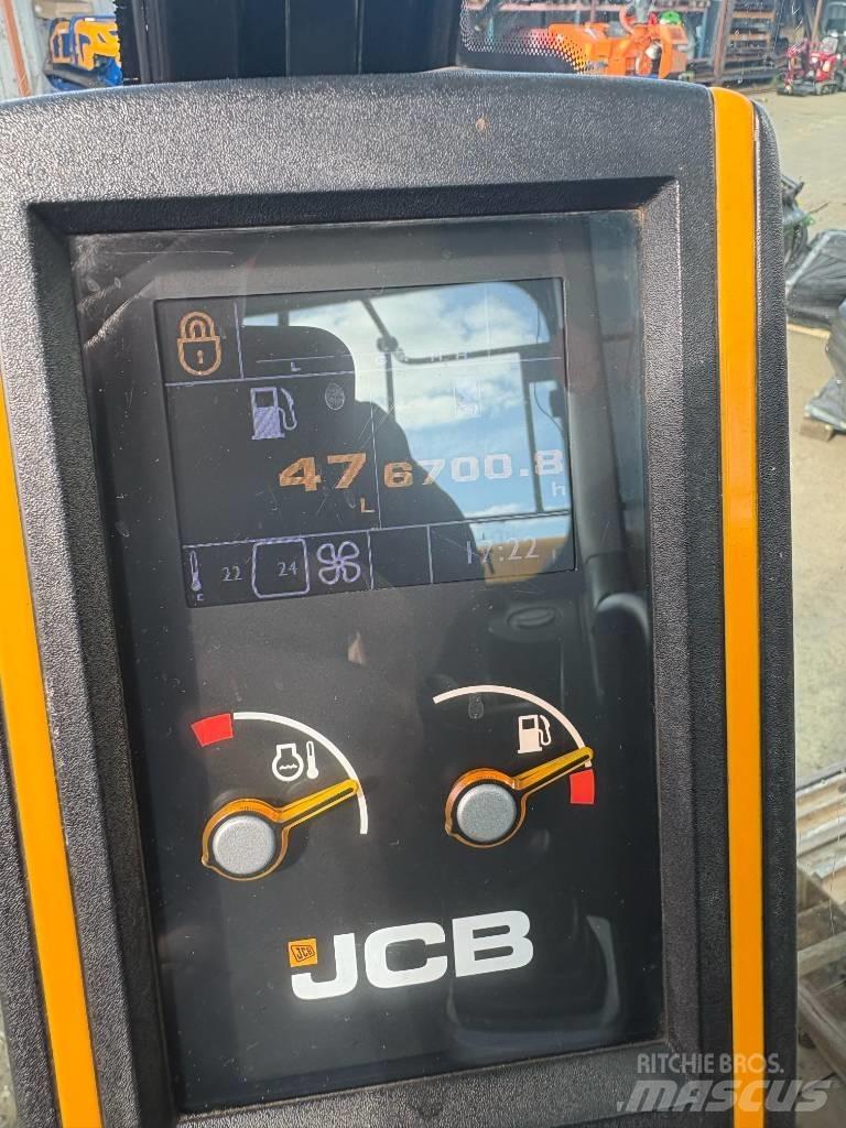 JCB JS 130 LC Bandgrävare