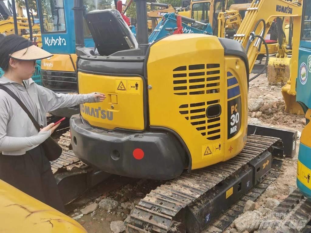Komatsu PC 30 Minigrävare < 7t