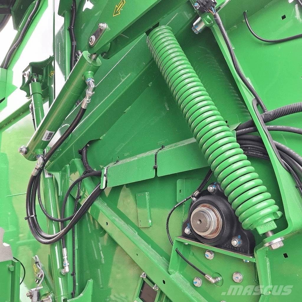 John Deere V461M Rundbalspressar
