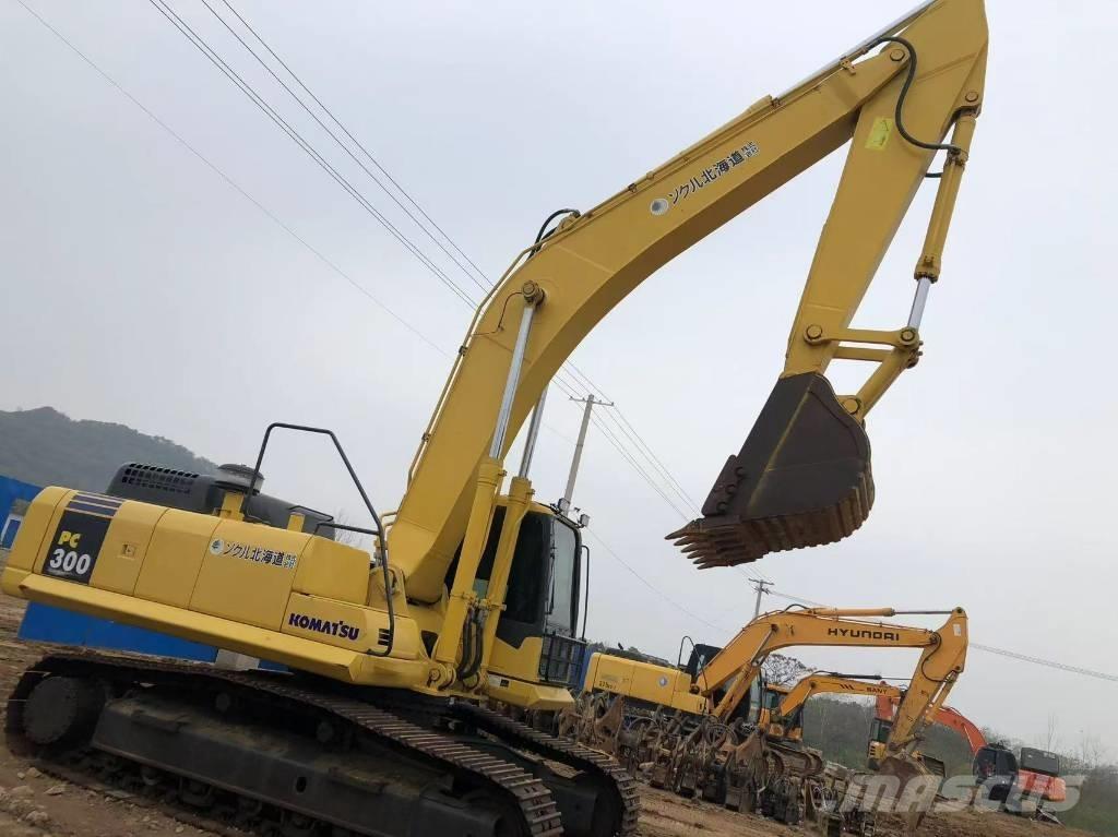 Komatsu 300-7 Bandgrävare