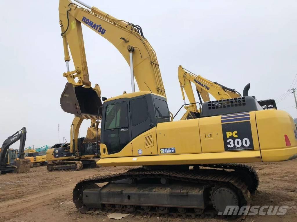 Komatsu 300-7 Bandgrävare