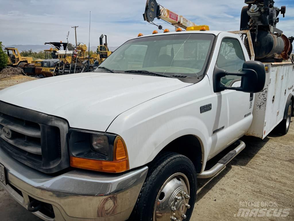 Ford F 550 SD Plogbilar