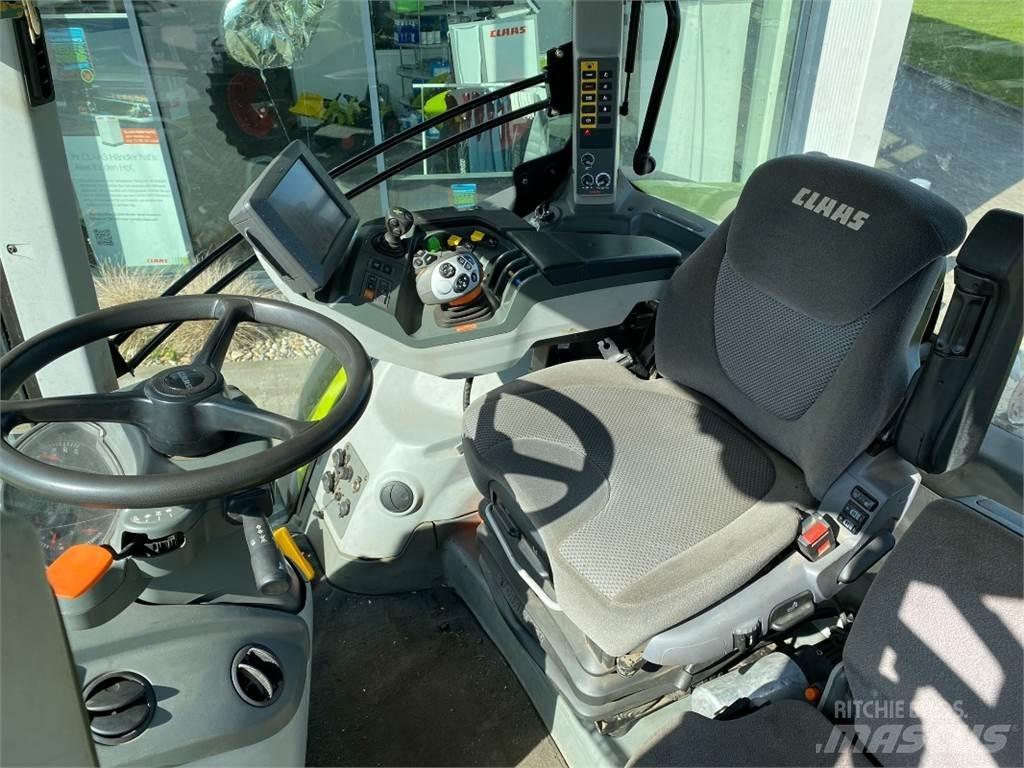 CLAAS AXION 810 Traktorer