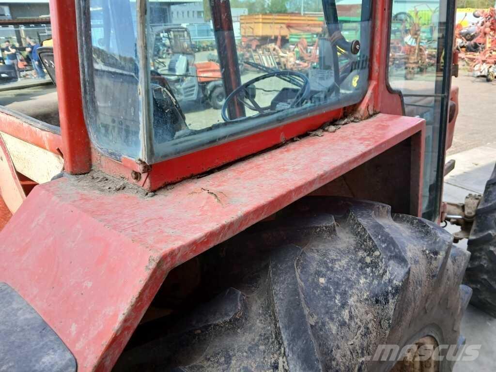 Renault 781-4 Traktorer