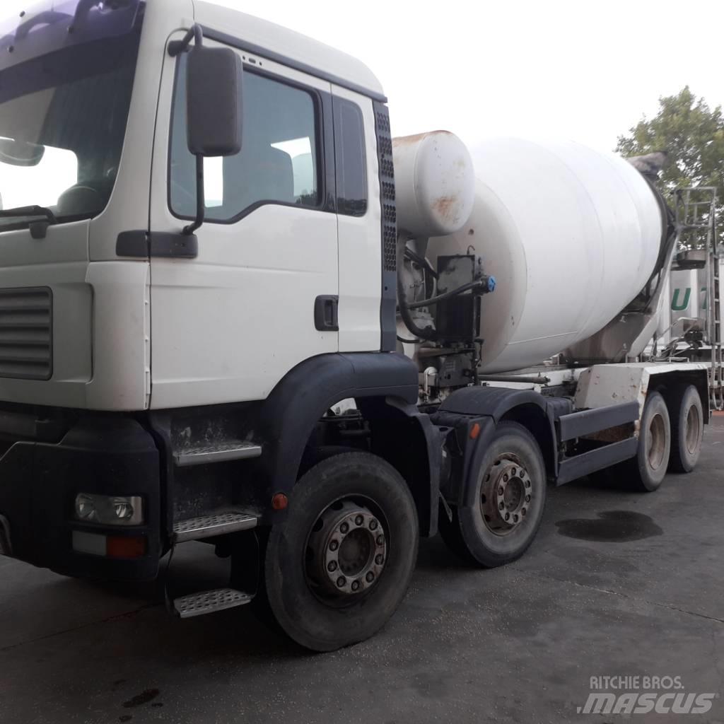 MAN TGA32.360 Cementbil