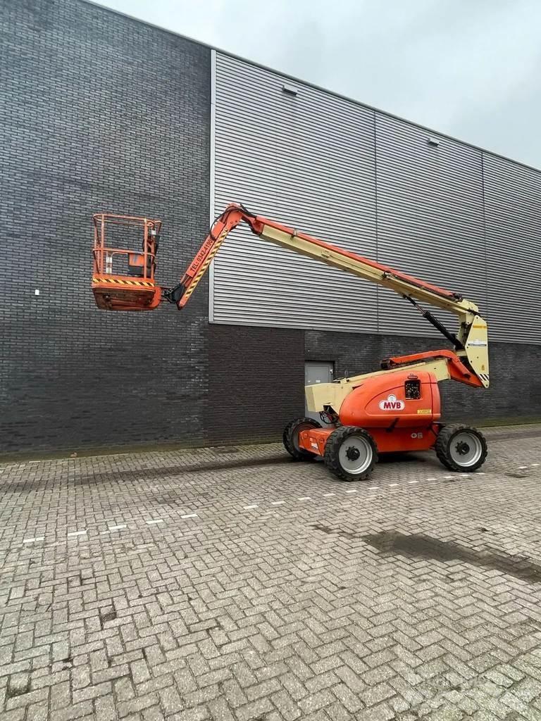 JLG 600AJ Teleskop bomliftar