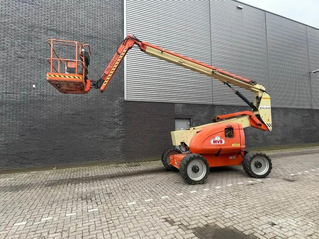 JLG 600AJ Teleskop bomliftar