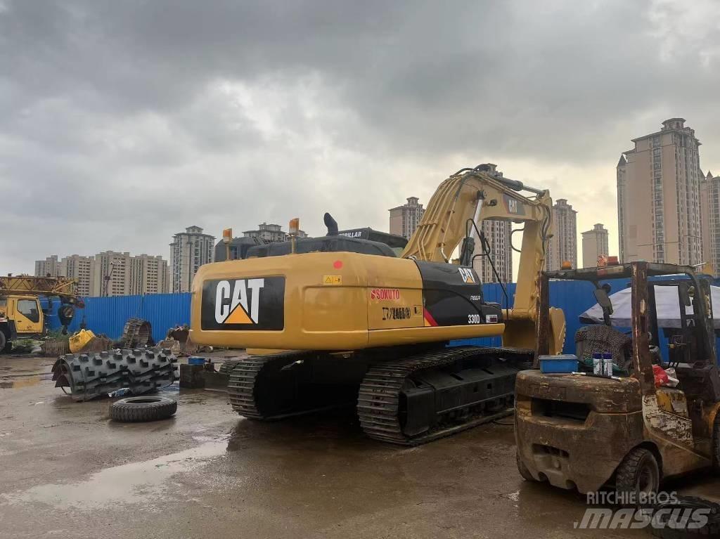 CAT 330 D Bandgrävare