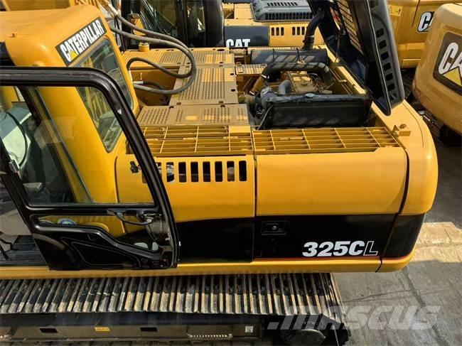 CAT 325 CL Bandgrävare