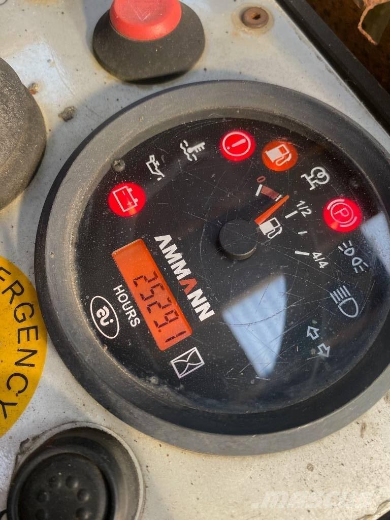 Ammann AV 12-2 Tvåvalsvältar