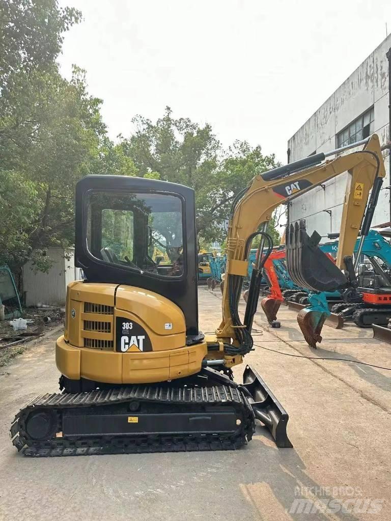 CAT 303 CR Minigrävare < 7t