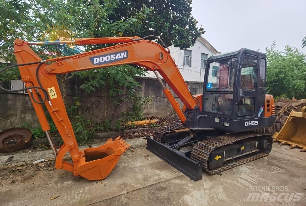 Doosan DH55 Bandgrävare