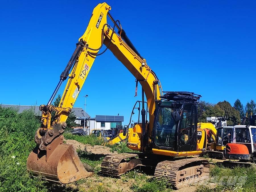JCB JS145 LC Bandgrävare