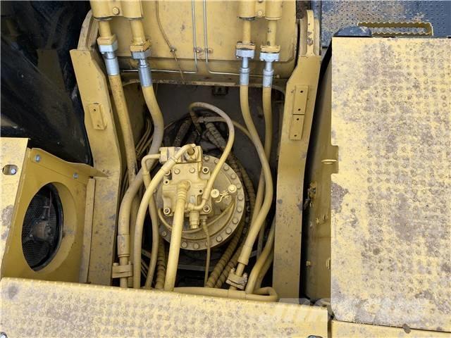 CAT 336D2 Bandgrävare