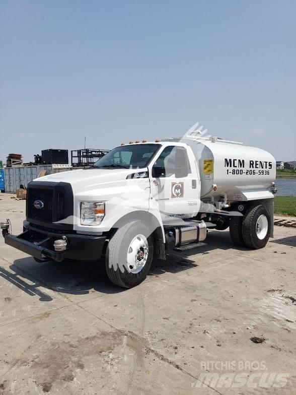 F & R F750 Timmertrailer