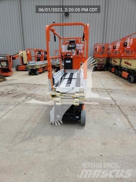 JLG 1930ES Saxliftar