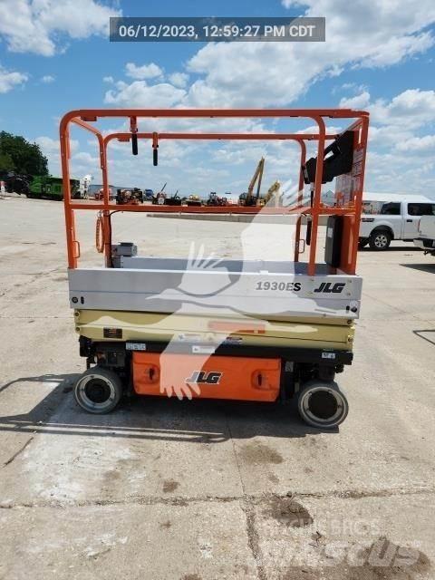 JLG 1930ES Saxliftar