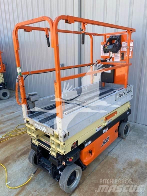 JLG 1930ES Saxliftar