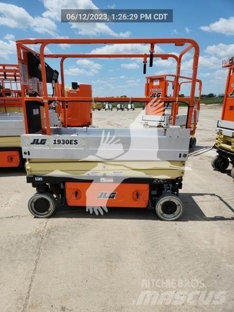 JLG 1930ES Saxliftar