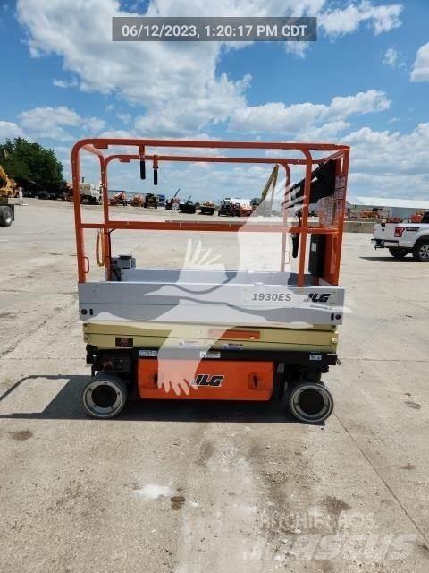 JLG 1930ES Saxliftar