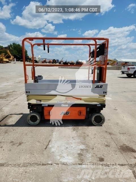 JLG 1930ES Saxliftar