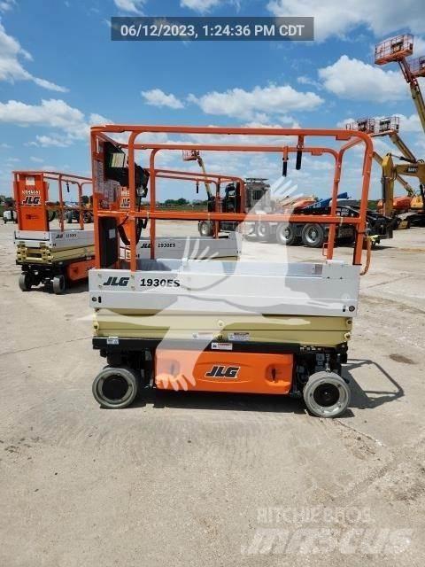 JLG 1930ES Saxliftar