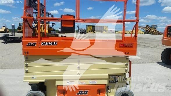 JLG 2632ES Saxliftar