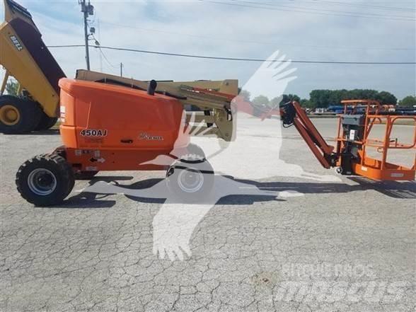 JLG 450AJ Bomliftar