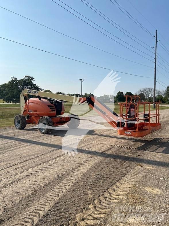 JLG 600AJ Bomliftar