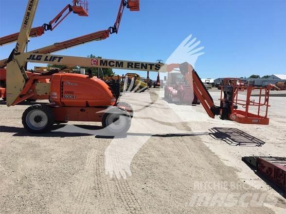 JLG 600AJ Bomliftar