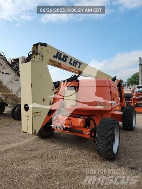 JLG 600AJ Bomliftar