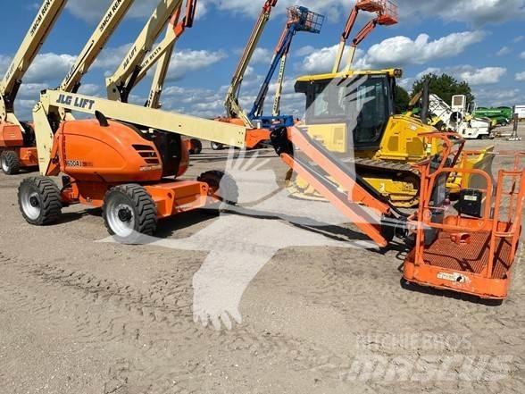 JLG 600AJ Bomliftar