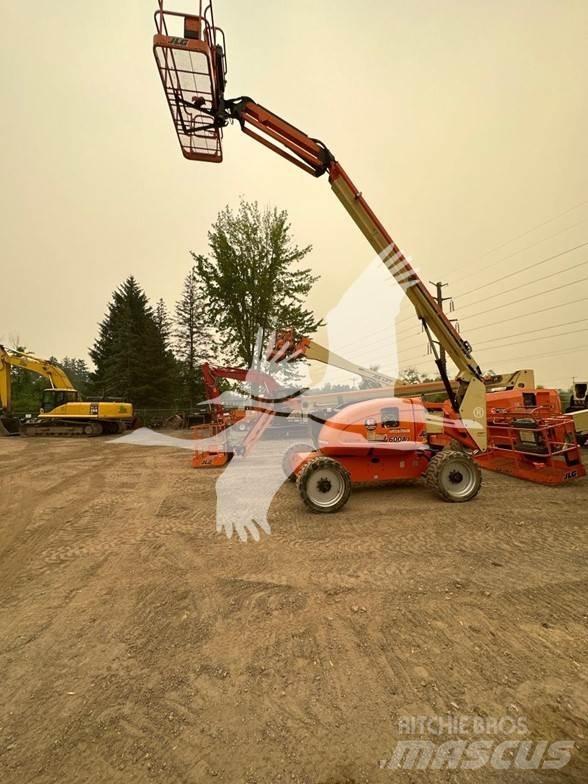 JLG 600AJ Bomliftar