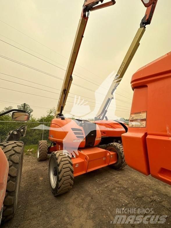 JLG 600AJ Bomliftar