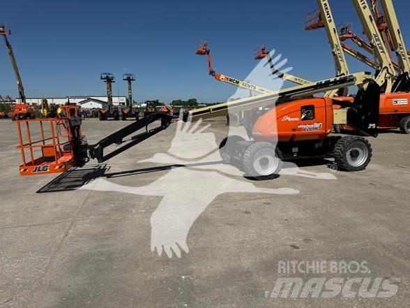 JLG 600AJ Bomliftar