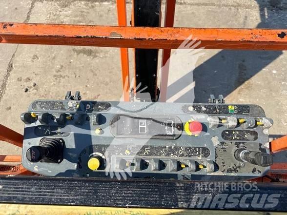 JLG 660SJ Teleskop bomliftar